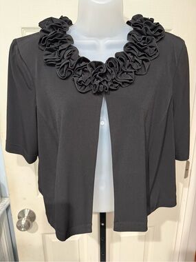 Jessica Howard Black Short Sleeve Jacket